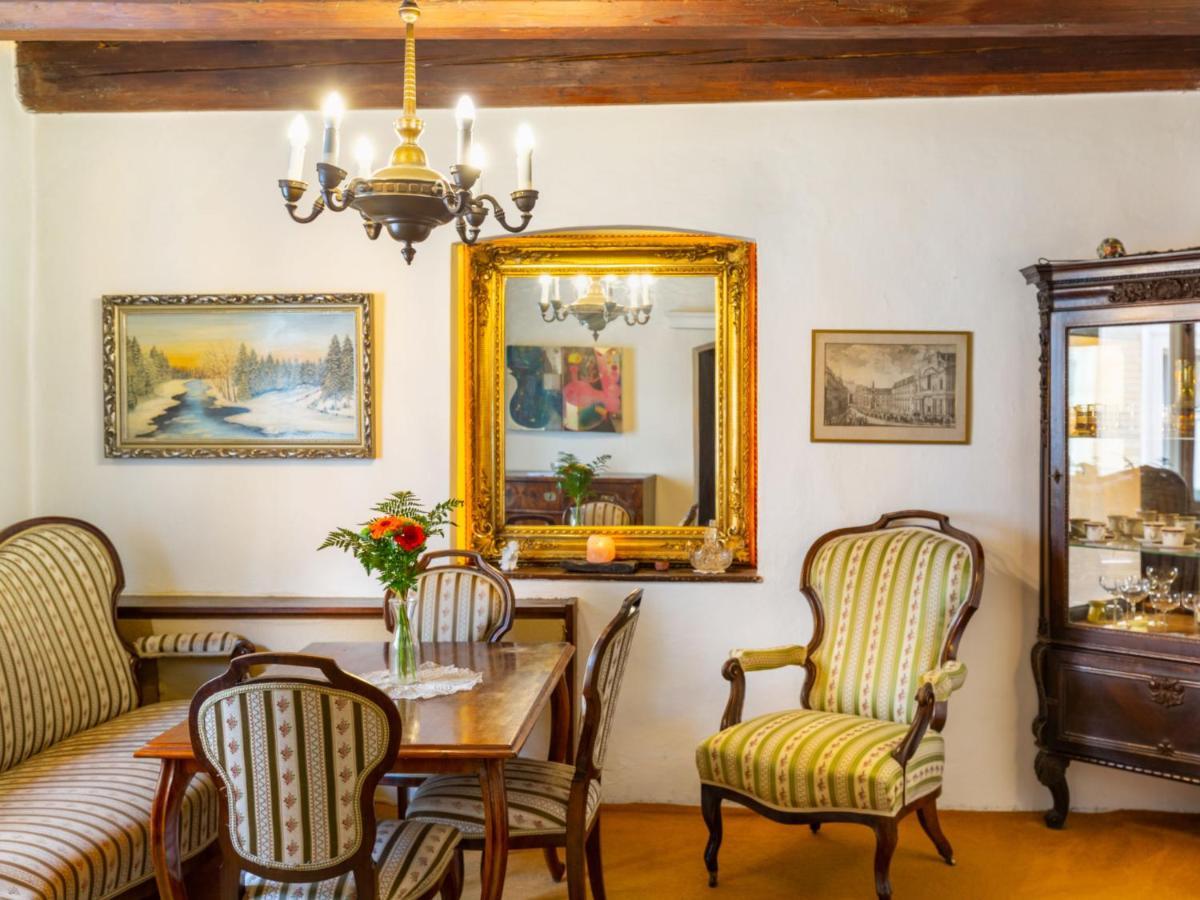 Apartment Nerudova By Interhome Praga Zewnętrze zdjęcie