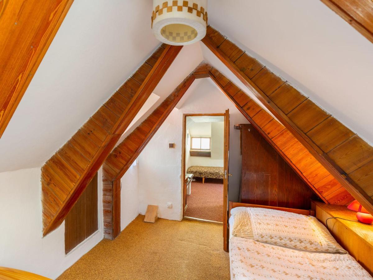 Apartment Nerudova By Interhome Praga Zewnętrze zdjęcie
